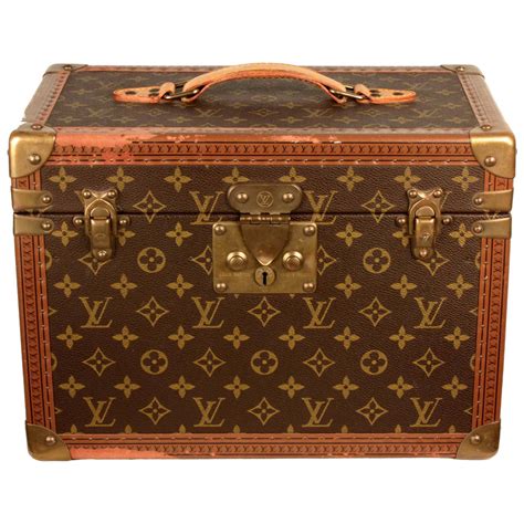 louis vuitton train case replica